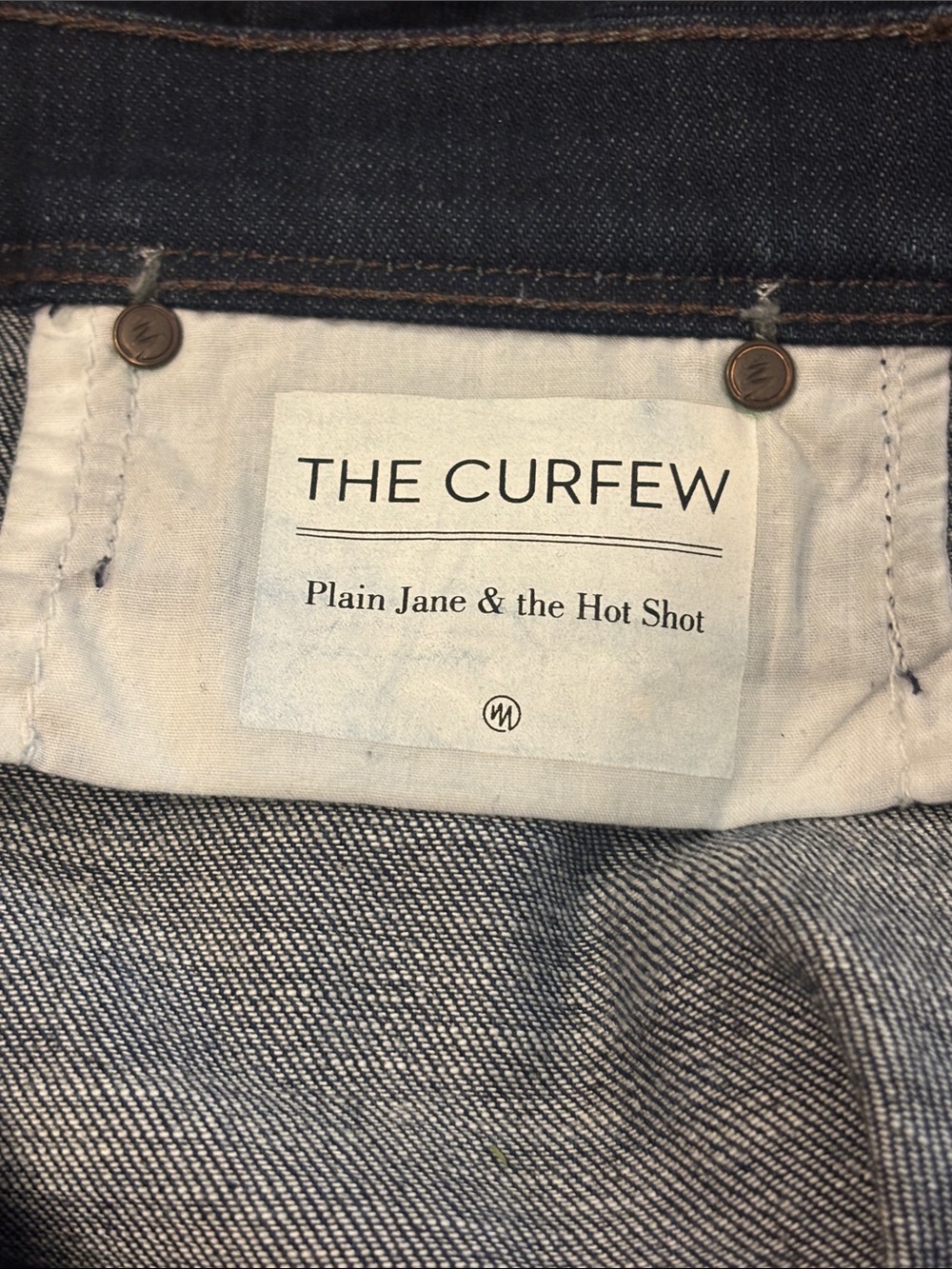 Mother The Curfew Jean in Plain Jane & Hot Shot - Picture 6 of 7